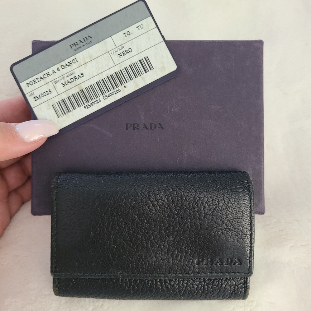 Auth Prada key holder